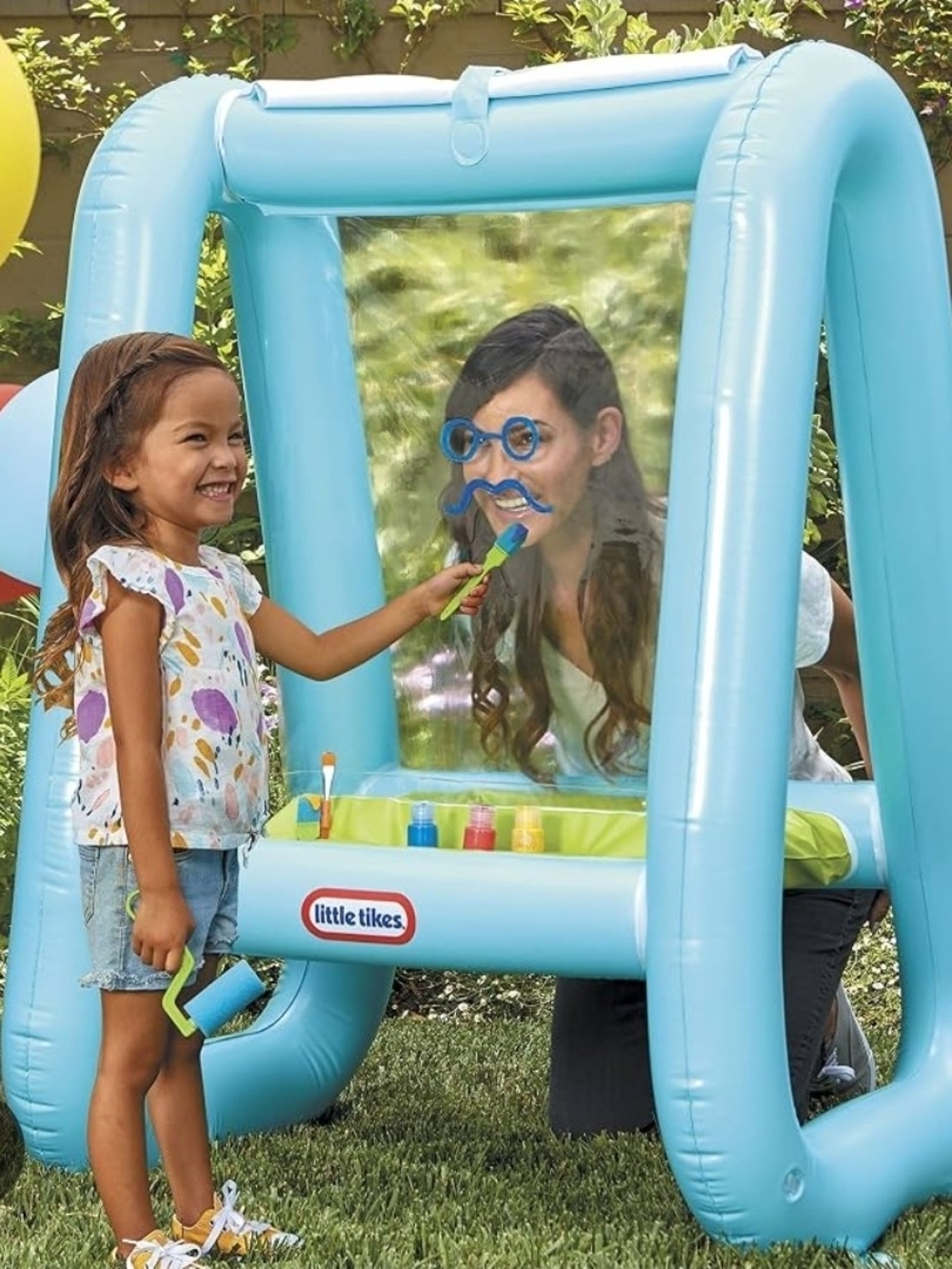 Little Tikes Inflatable Backyard Art Easel